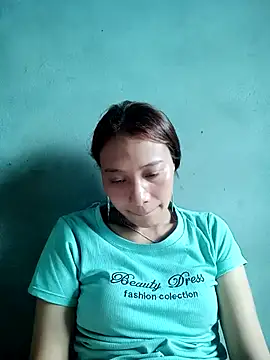 Snapshot of Leiley_98 chatting on 05/28/26, 02:41 Leiley 98 online show from 05/28/26, 02:41