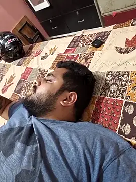 shubham19988 online show from 05/19/26, 04:36
