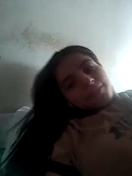 Snapshot of leidi-95- chatting on 05/03/26, 07:28 leidi-95- online show from 05/03/26, 07:28