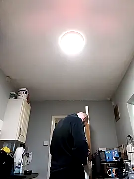 Jimbo4928 online show from 04/15/26, 09:04