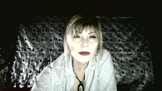 Lia Rayss online show from 03/18/26, 08:10