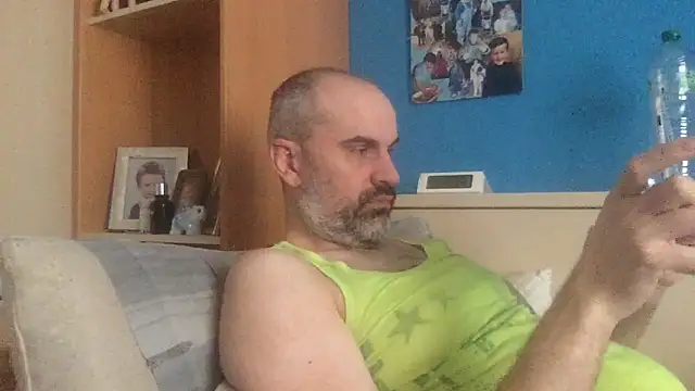 calvito exotico online show from 03/23/26, 10:37