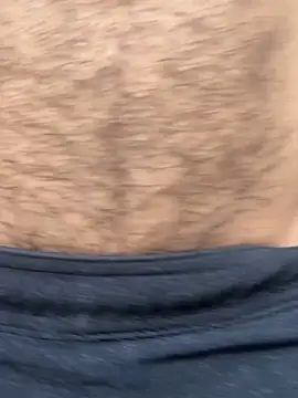 Snapshot of LatinBigClouds22cm chatting on 03/18/26, 06:53 LatinBigClouds22cm online show from 03/18/26, 06:53