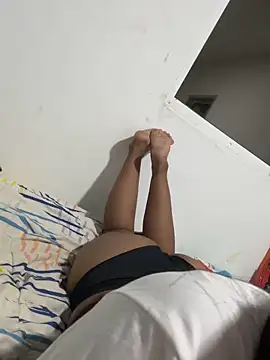 Snapshot of yuliana056 chatting on 03/31/26, 05:31 yuliana056 online show from 03/31/26, 05:31