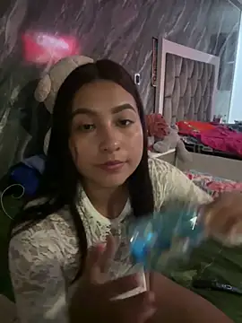 Snapshot of yuliana056 chatting on 04/02/26, 01:46 yuliana056 online show from 04/02/26, 01:46