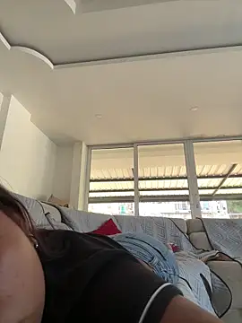 Snapshot of yuliana056 chatting on 03/20/26, 08:54 yuliana056 online show from 03/20/26, 08:54