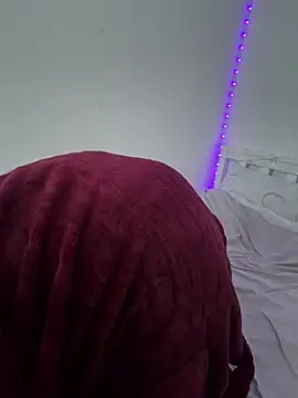 Snapshot of bimboiiii chatting on 04/09/26, 06:36 bimboiiii online show from 04/09/26, 06:36