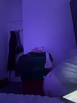 bimboiiii online show from 04/18/26, 07:18