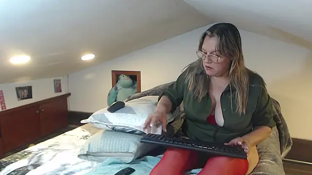 Malu 617 online show from 03/28/26, 12:55