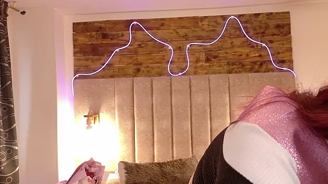 Snapshot of lil_moon1 chatting on 03/18/26, 12:41 lil moon1 online show from 03/18/26, 12:41