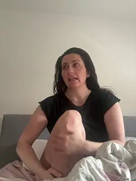 Snapshot of Siren__xxx chatting on 04/14/26, 06:40 Siren xxx online show from 04/14/26, 06:40