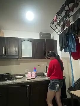 Snapshot of sweet_afparty chatting on 03/31/26, 05:20 sweet afparty online show from 03/31/26, 05:20