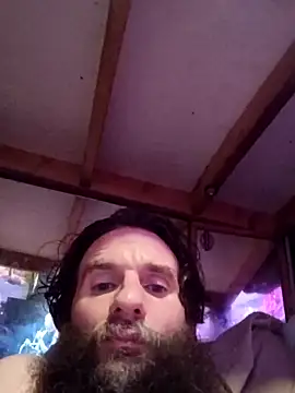 nearby causual online show from 04/12/26, 04:43