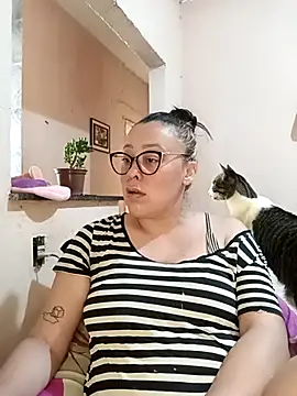 lua-bfly online show from 05/04/26, 05:49