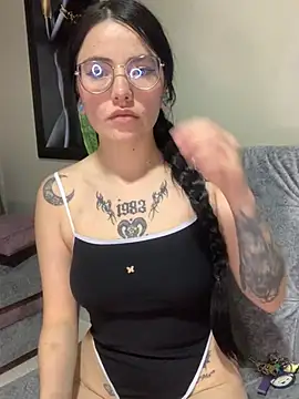 Tatii1 online show from 03/20/26, 11:06