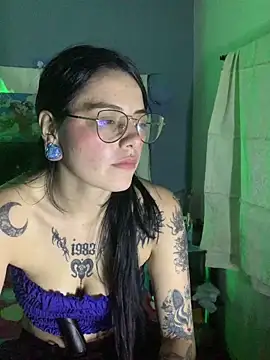 Tatii1 online show from 04/15/26, 11:27