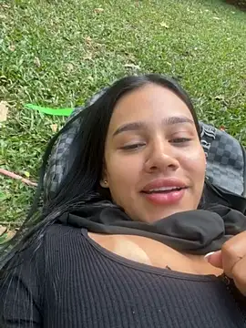 AlisonBeltran1 online show from 06/02/26, 09:04