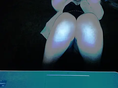 Snapshot of Enmy_24 chatting on 03/22/26, 05:03 Enmy 24 online show from 03/22/26, 05:03