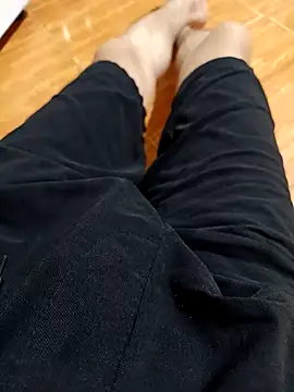 Luuthanh08 online show from 05/12/26, 11:27