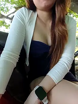 Jeen deer online show from 04/23/26, 12:28