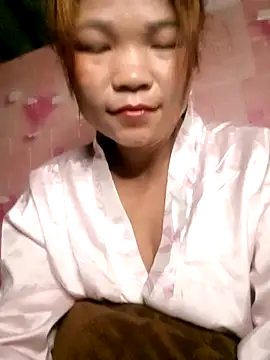 Snapshot of maymay121 chatting on 03/24/26, 07:47 maymay121 online show from 03/24/26, 07:47