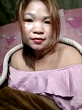 Snapshot of maymay121 chatting on 03/29/26, 08:32 maymay121 online show from 03/29/26, 08:32