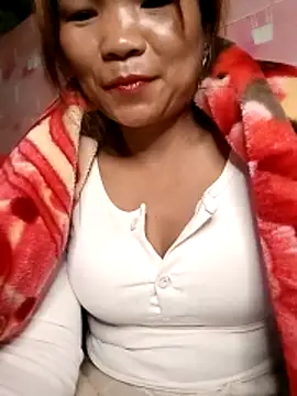 Snapshot of maymay121 chatting on 04/01/26, 01:34 maymay121 online show from 04/01/26, 01:34