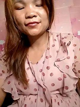 Snapshot of maymay121 chatting on 04/02/26, 01:51 maymay121 online show from 04/02/26, 01:51