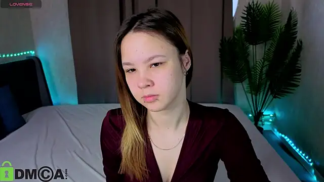 Lori Bllossom online show from 04/13/26, 01:09