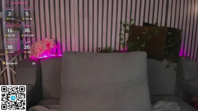 Lori Bllossom online show from 04/06/26, 04:46