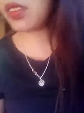 Snapshot of Abi-ni chatting on 04/14/26, 12:59 Abi-ni online show from 04/14/26, 12:59