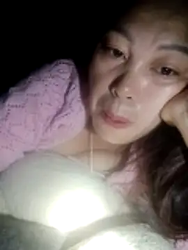 Snapshot of Abi-ni chatting on 03/28/26, 08:54 Abi-ni online show from 03/28/26, 08:54