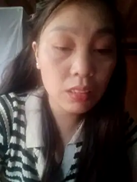 Snapshot of Abi-ni chatting on 04/12/26, 10:40 Abi-ni online show from 04/12/26, 10:40