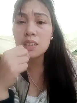 Snapshot of Abi-ni chatting on 03/28/26, 08:48 Abi-ni online show from 03/28/26, 08:48