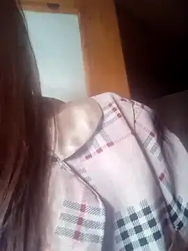 Snapshot of Abi-ni chatting on 04/12/26, 11:30 Abi-ni online show from 04/12/26, 11:30