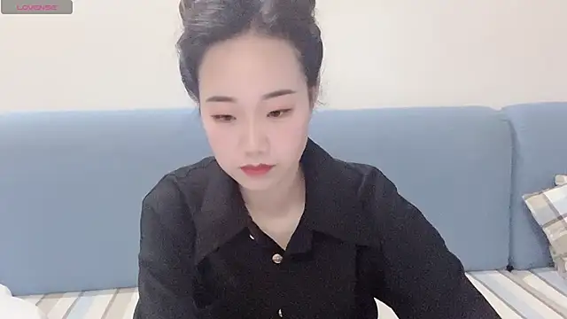 Snapshot of Yueyue-788 chatting on 03/26/26, 04:11 Yueyue-788 online show from 03/26/26, 04:11