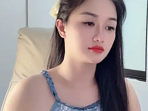 AmyLinee 1 online show from 07/10/26, 07:08