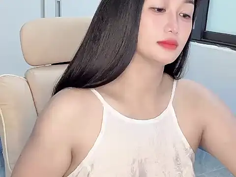 AmyLinee 1 online show from 06/28/26, 07:25