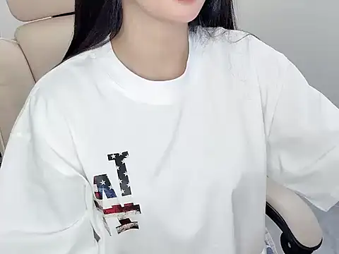AmyLinee 1 online show from 06/10/26, 06:03
