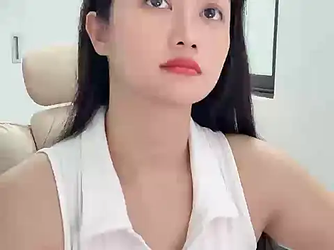 AmyLinee 1 online show from 06/04/26, 03:33