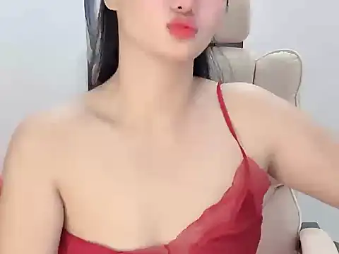 AmyLinee 1 online show from 06/07/26, 05:40