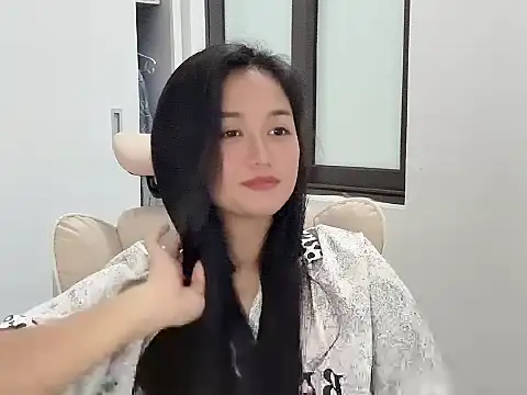 AmyLinee 1 online show from 05/06/26, 06:06