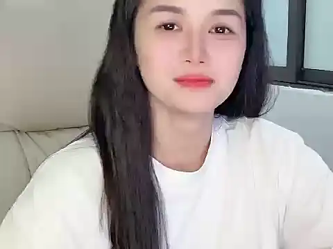 AmyLinee 1 online show from 07/04/26, 04:00