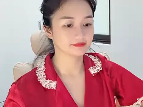 AmyLinee 1 online show from 05/20/26, 05:04