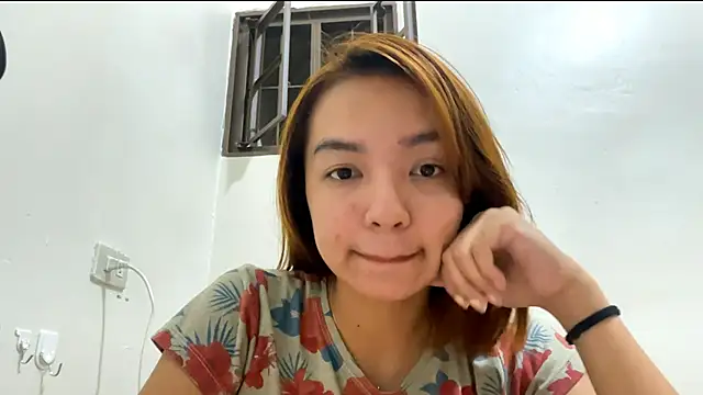 Snapshot of NoreenPierotti chatting on 03/22/26, 10:06 NoreenPierotti online show from 03/22/26, 10:06