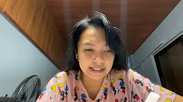 Snapshot of NoreenPierotti chatting on 03/28/26, 03:07 NoreenPierotti online show from 03/28/26, 03:07