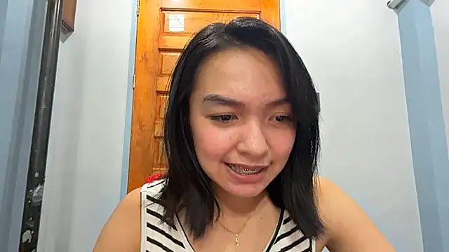 Snapshot of NoreenPierotti chatting on 03/30/26, 09:11 NoreenPierotti online show from 03/30/26, 09:11