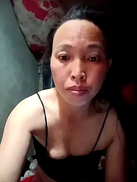 Snapshot of NIANIAKUTE chatting on 04/03/26, 11:16 NIANIAKUTE online show from 04/03/26, 11:16