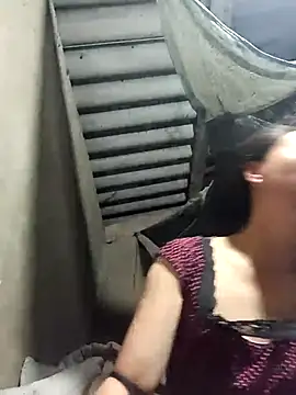 Snapshot of NIANIAKUTE chatting on 03/19/26, 10:43 NIANIAKUTE online show from 03/19/26, 10:43