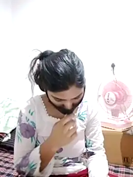 Snapshot of Jyoti_hot66 chatting on 05/03/26, 05:45 Jyoti hot66 online show from 05/03/26, 05:45